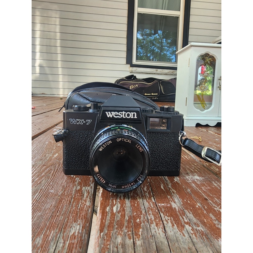 Vintage 1980s Weston WX-7 35mm Film Camera 50mm,‎ 1:6.3 Lens, Series 425177